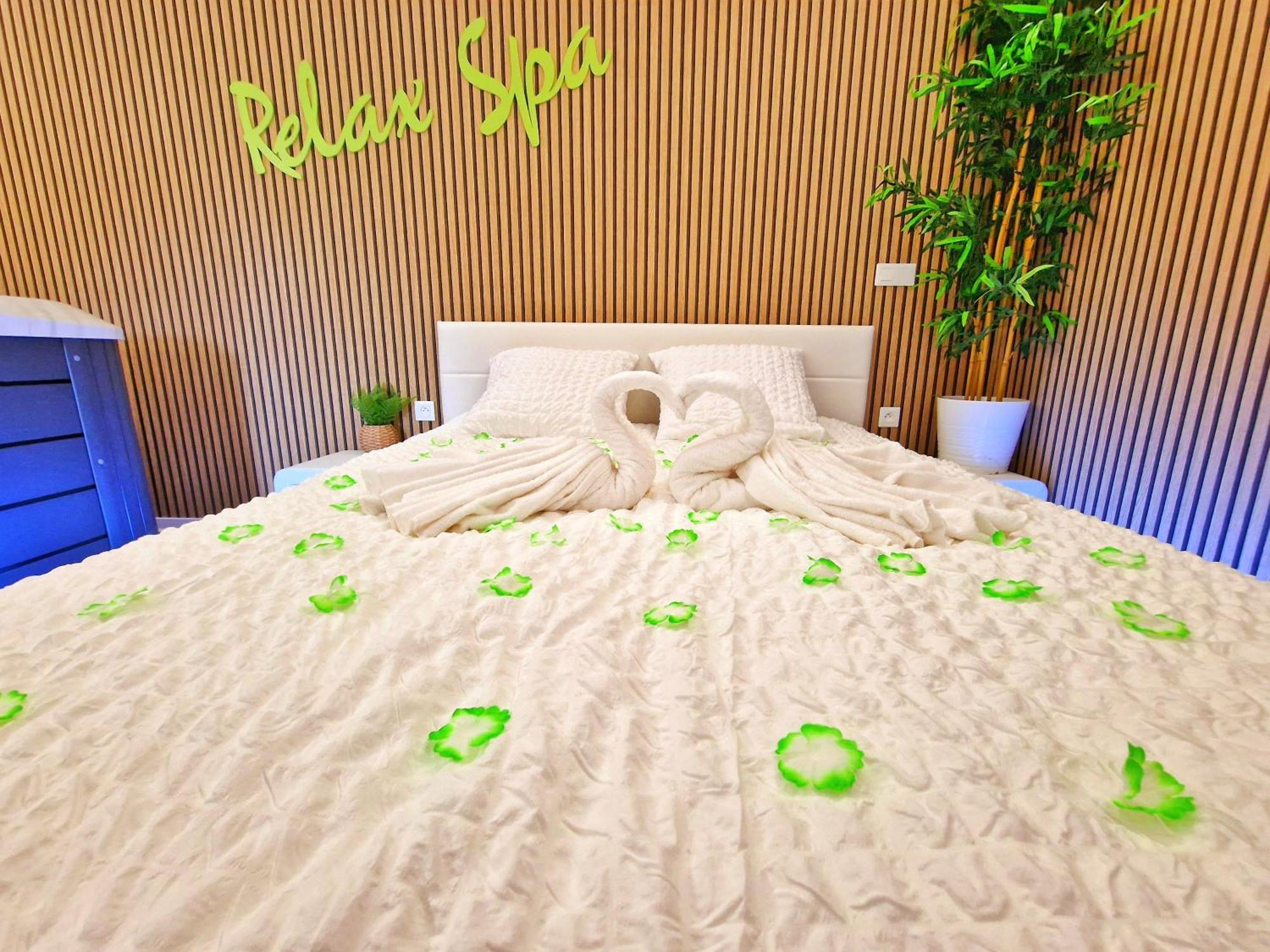Relax Spa-4 Pers-Jacuzzi-Parking-Jardin-Clim-Colmar Muntzenheim ภายนอก รูปภาพ