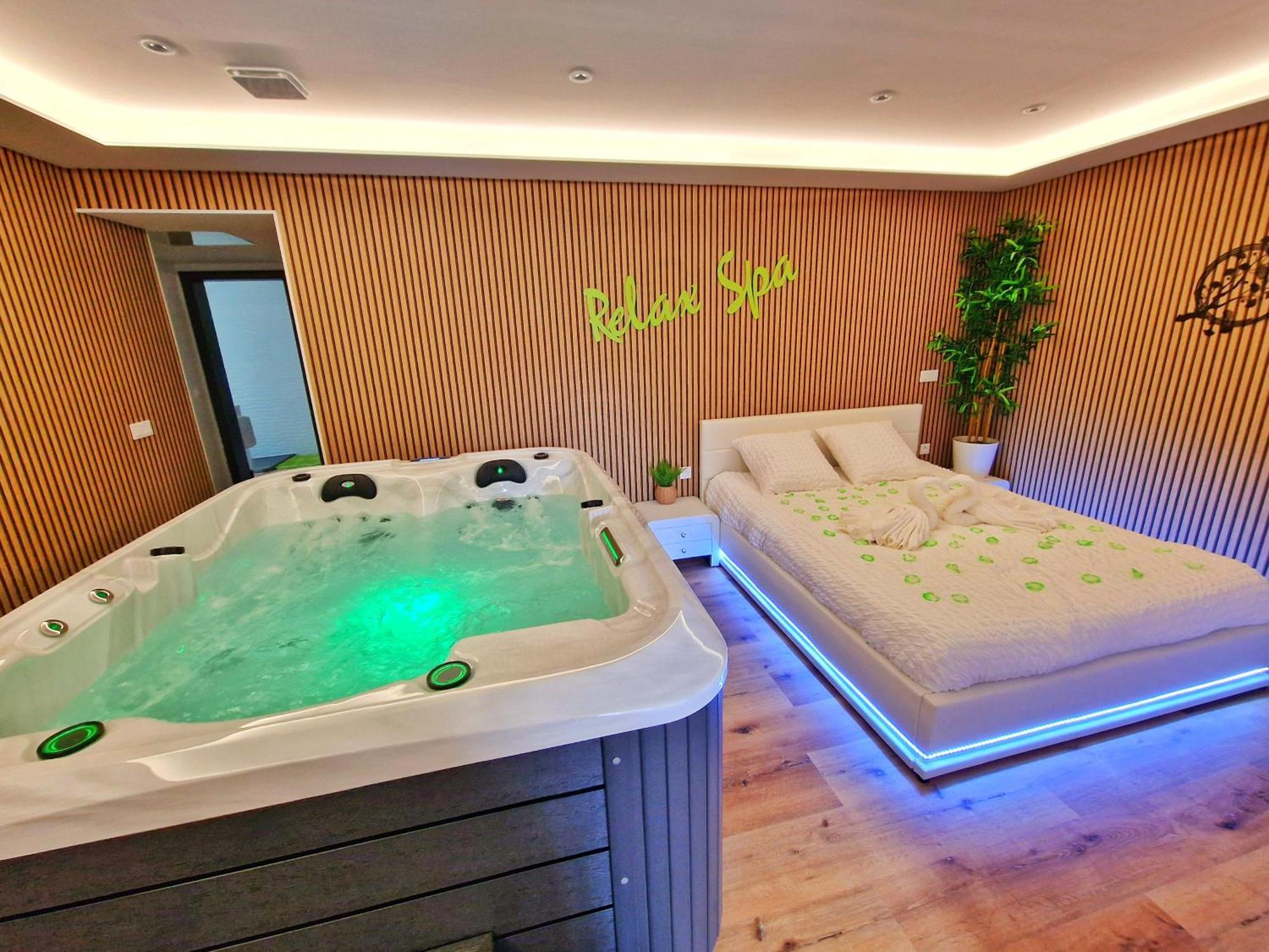 Relax Spa-4 Pers-Jacuzzi-Parking-Jardin-Clim-Colmar Muntzenheim ภายนอก รูปภาพ